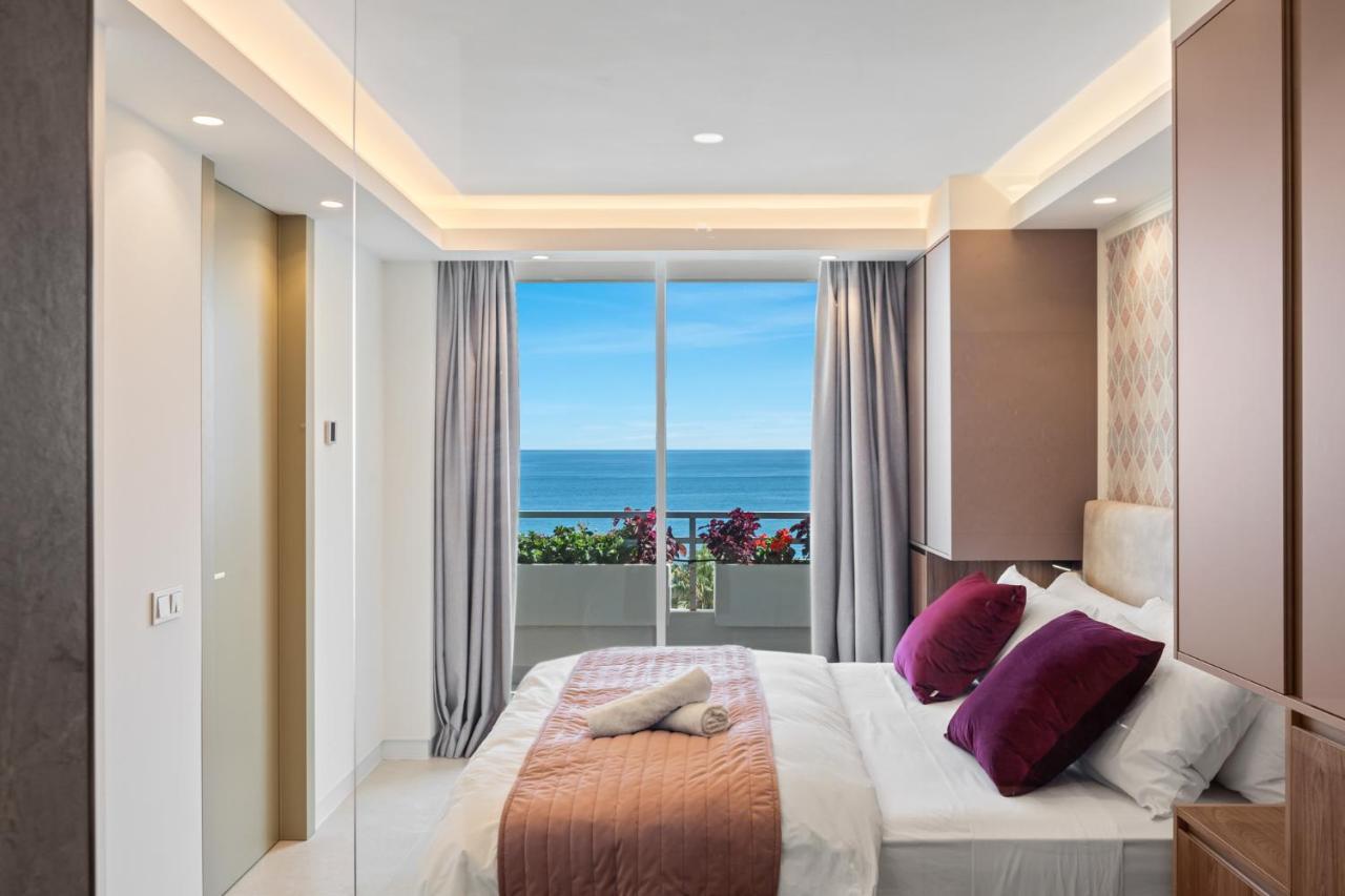 Fully Renovated Frontline Flat Apartment Marbella Exterior foto