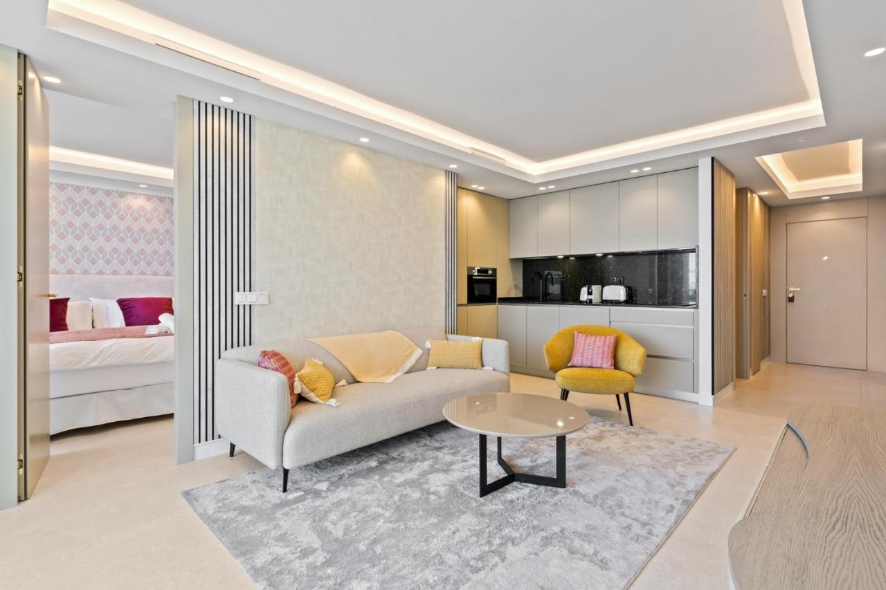 Fully Renovated Frontline Flat Apartment Marbella Exterior foto