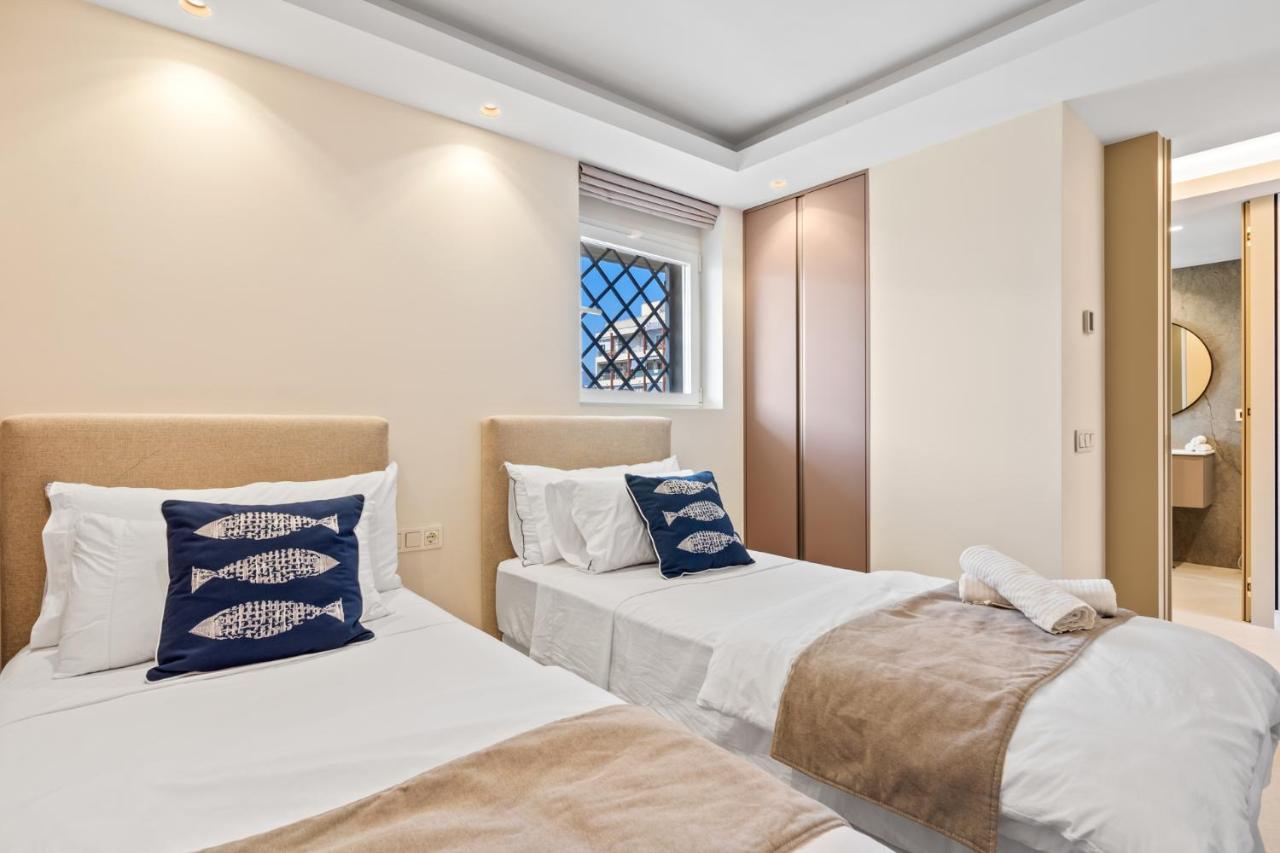 Fully Renovated Frontline Flat Apartment Marbella Exterior foto