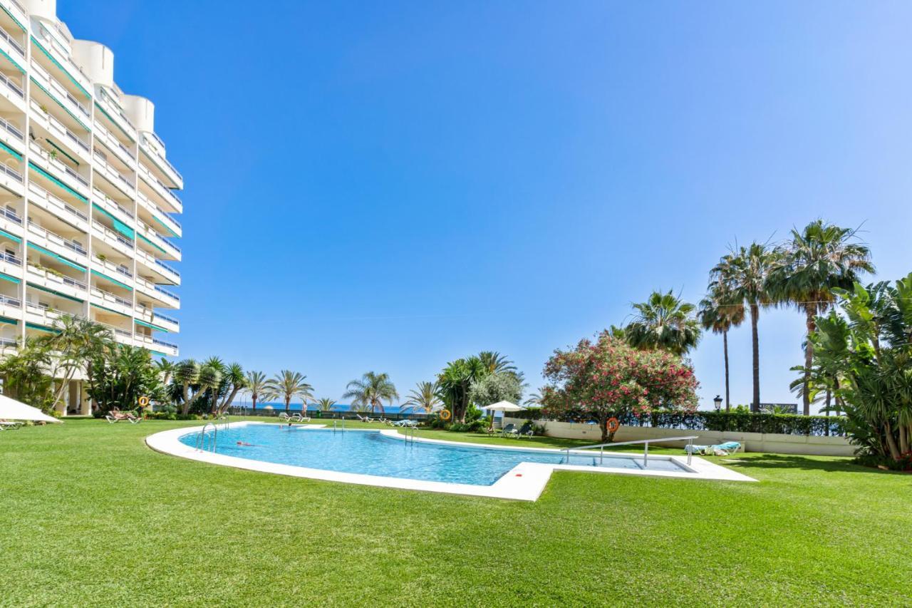 Fully Renovated Frontline Flat Apartment Marbella Exterior foto